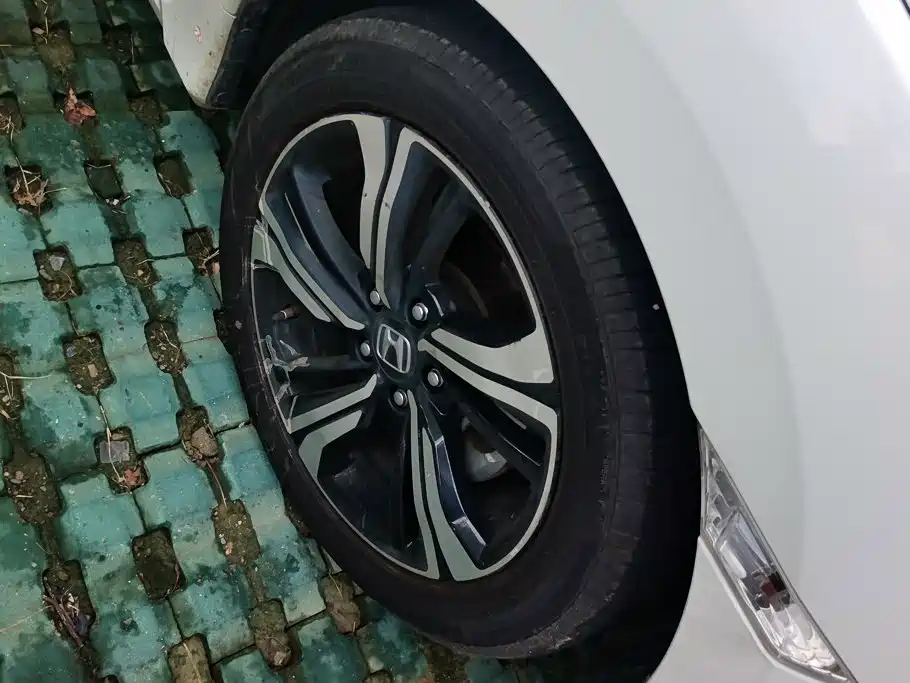 Honda Civic — миниатюра 6