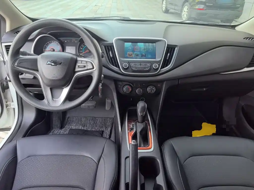 Chevrolet Cavalier — миниатюра 10