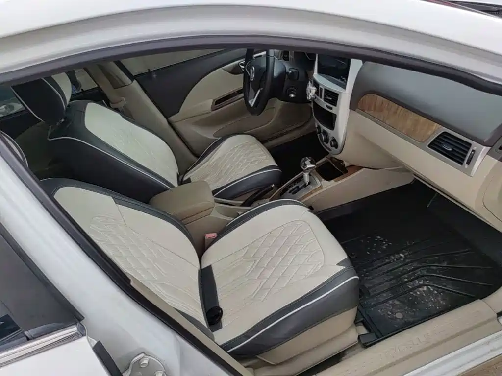 Buick Excelle — миниатюра 25
