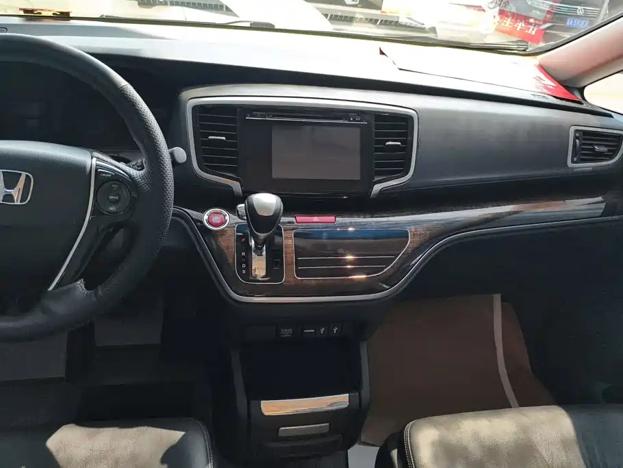Honda Odyssey — миниатюра 13