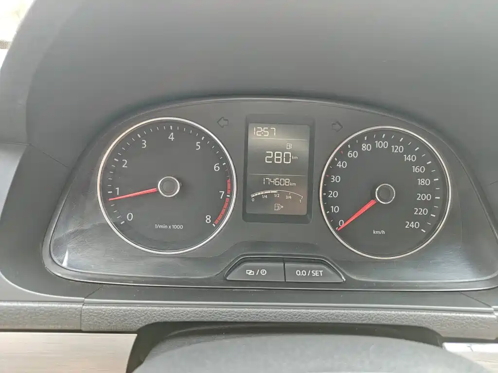 Volkswagen Lavida — миниатюра 12