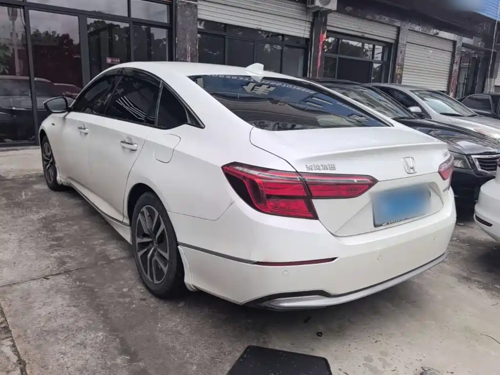 Honda Inspire — миниатюра 5