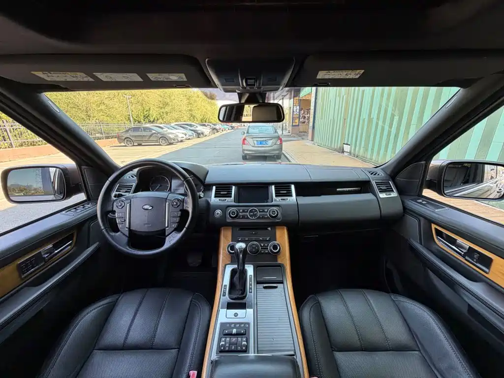 Land Rover Sport — миниатюра 4