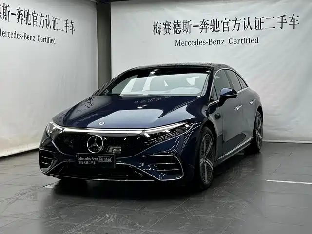 MERCEDES-BENZ EQS 2024