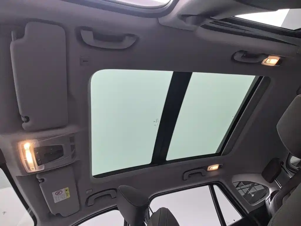 BMW X1 New Energy — миниатюра 14