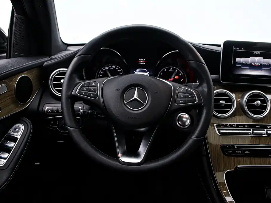 Mercedes-Benz GLC 2019 GLC 260 4MATIC SUV