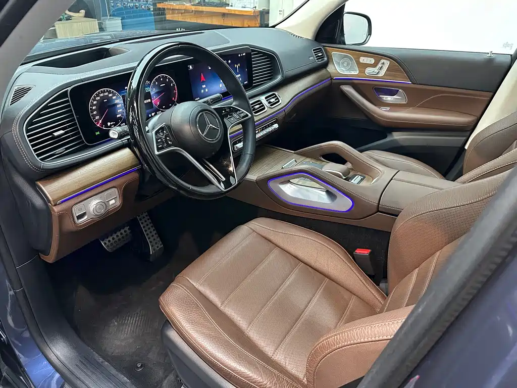 Mercedes-Benz GLS — миниатюра 9