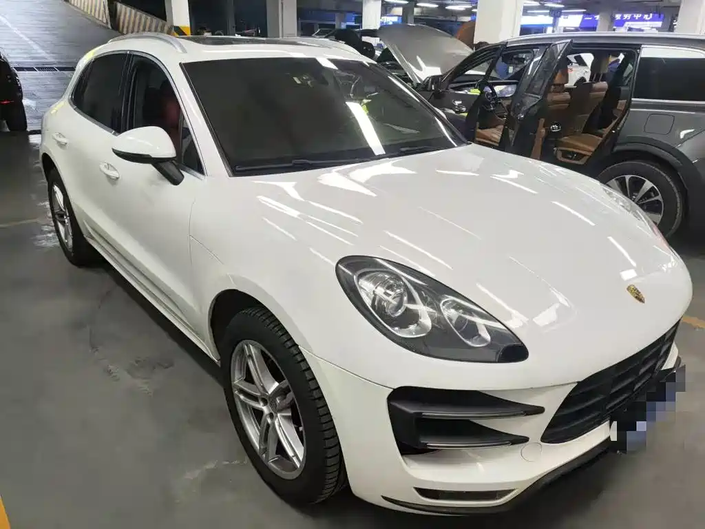 Porsche Macan 2015