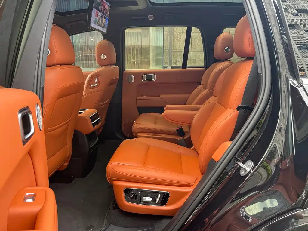 Li Auto Li L8 — миниатюра 10
