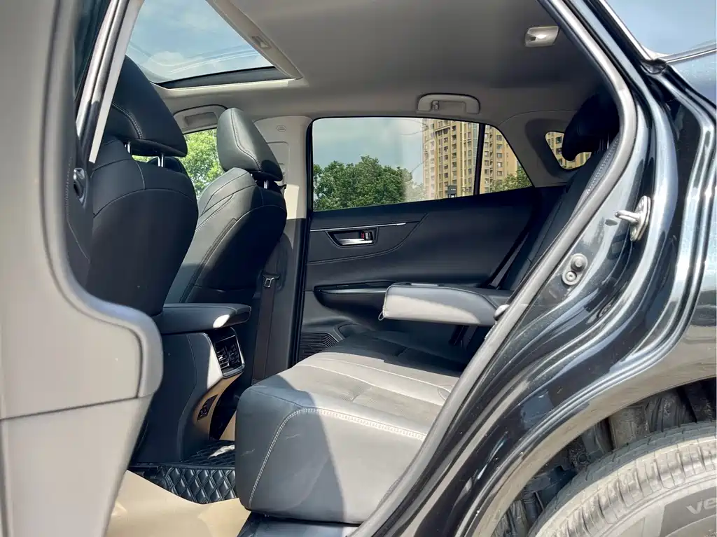 Toyota Venza — миниатюра 11