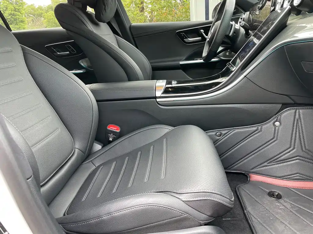 Mercedes-Benz C-Class — миниатюра 17