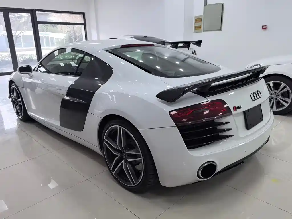 Audi R8 2014 4.2 FSI quattro