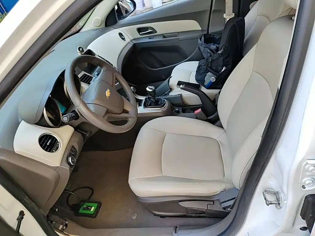 Chevrolet Cruze — миниатюра 15