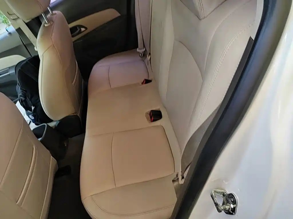 Chevrolet Cruze — миниатюра 17