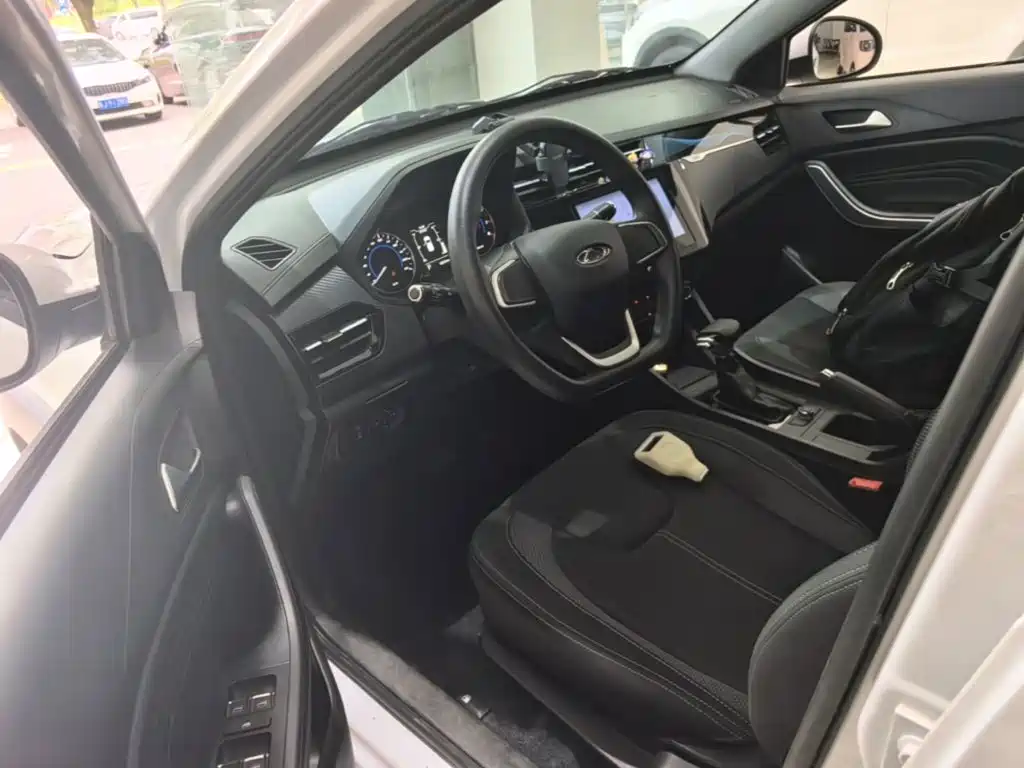 Chery Tiggo 3x — миниатюра 16