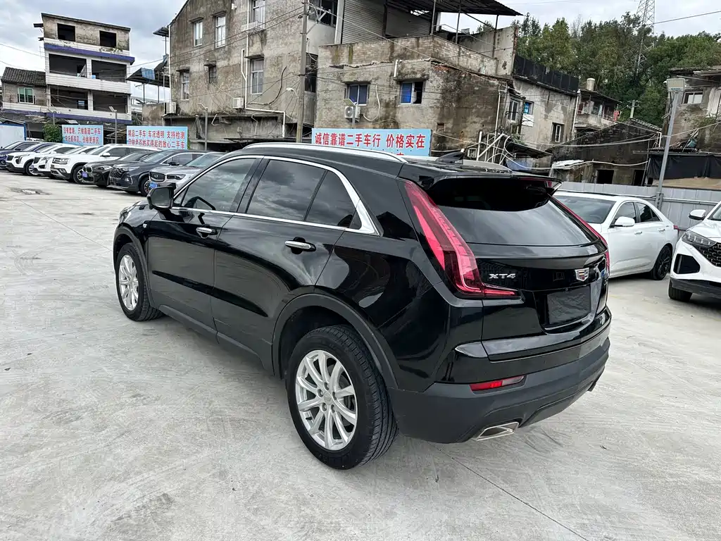 Cadillac XT4 — миниатюра 3