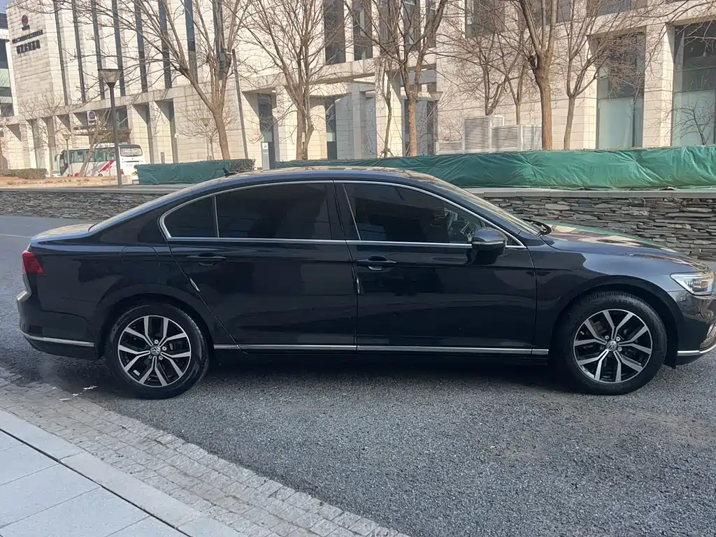 Volkswagen Magotan 2020 330TSI DSG Lead