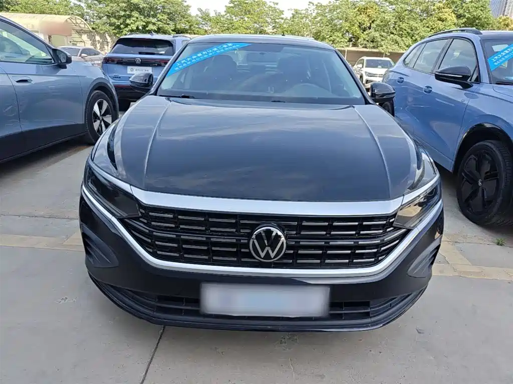 Volkswagen Passat 2025 280TSI