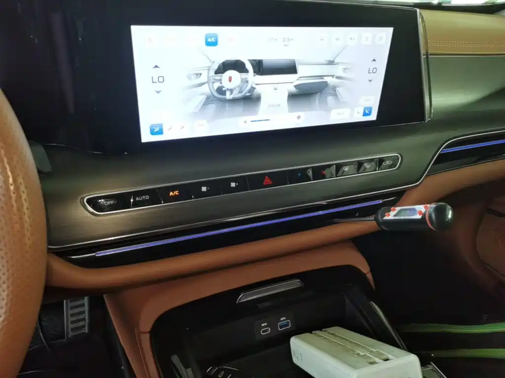 Hongqi Hongqi H9 — миниатюра 13