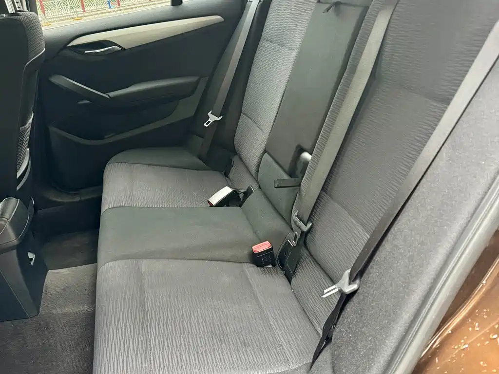 BMW X1 2014 sDrive18i Fashion