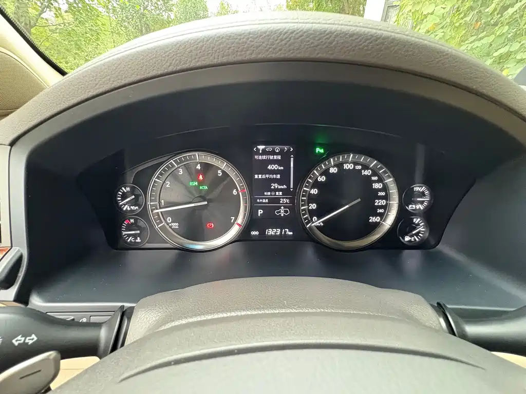 Lexus LX — миниатюра 19