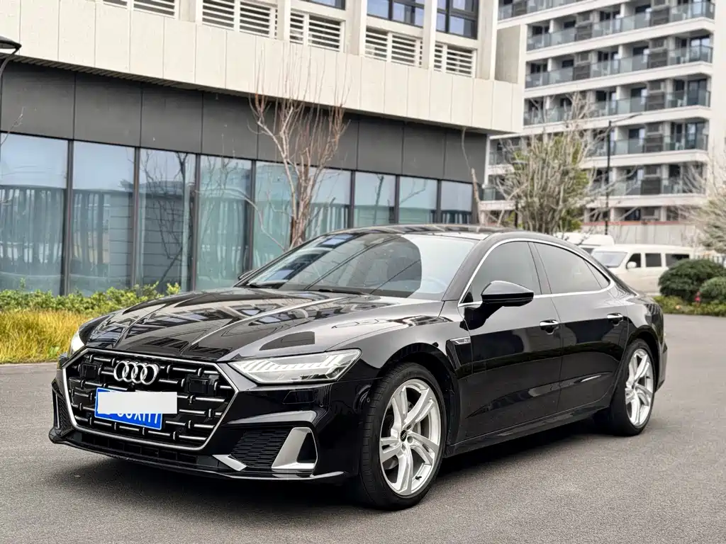 Audi A7L