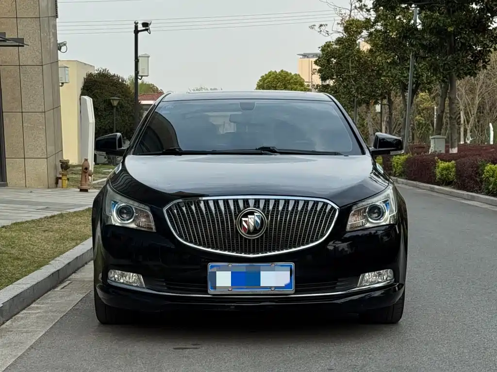 Buick LaCrosse — миниатюра 2
