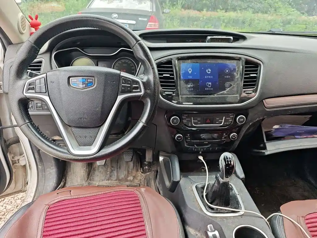 Geely Vision X6 — миниатюра 10