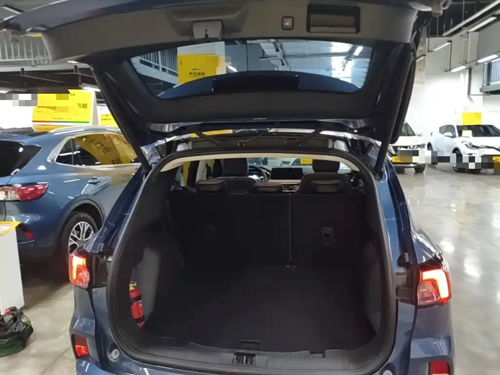 Ford Escape — миниатюра 19