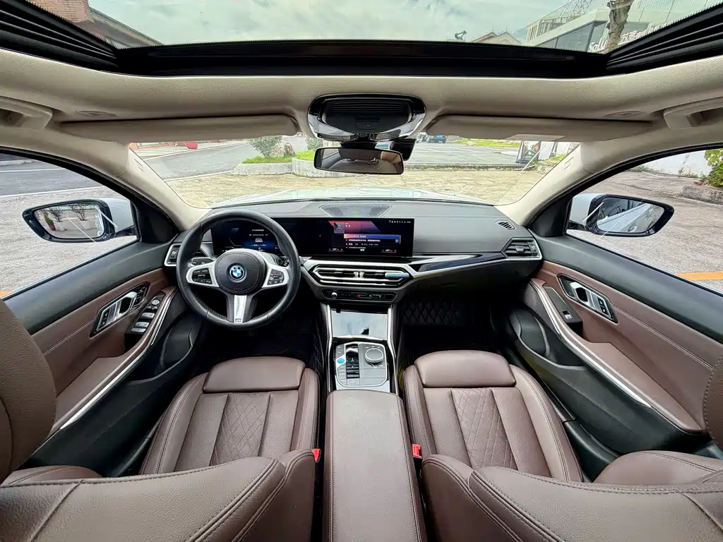 BMW i3 — миниатюра 13