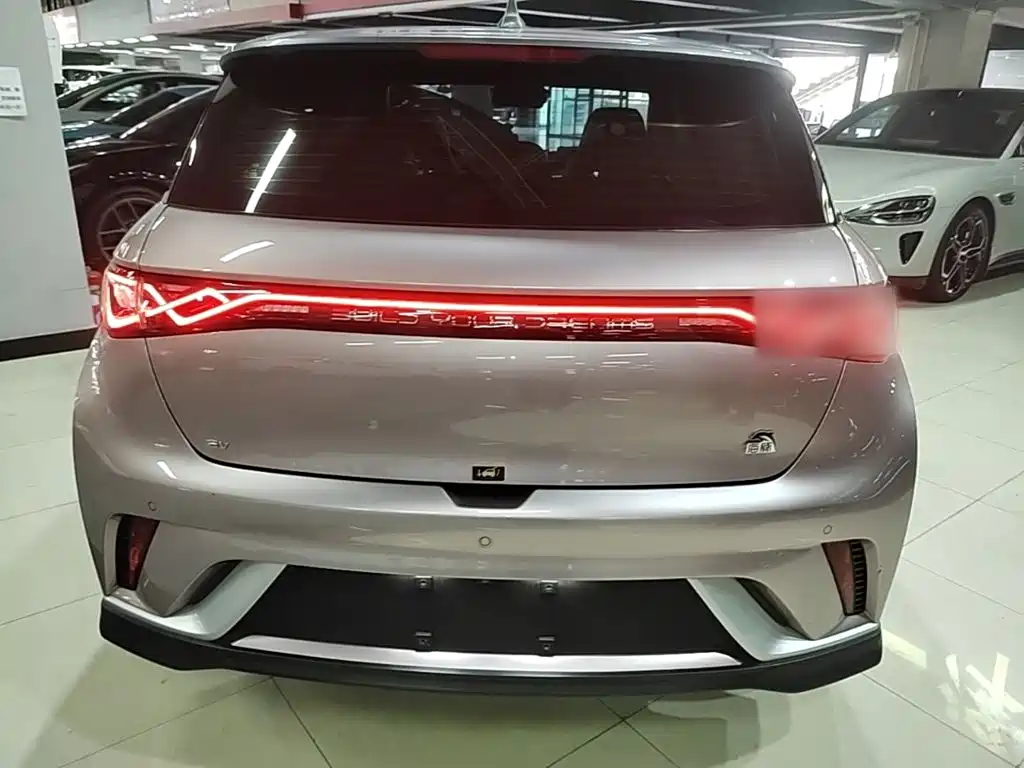 BYD Dolphin — миниатюра 6