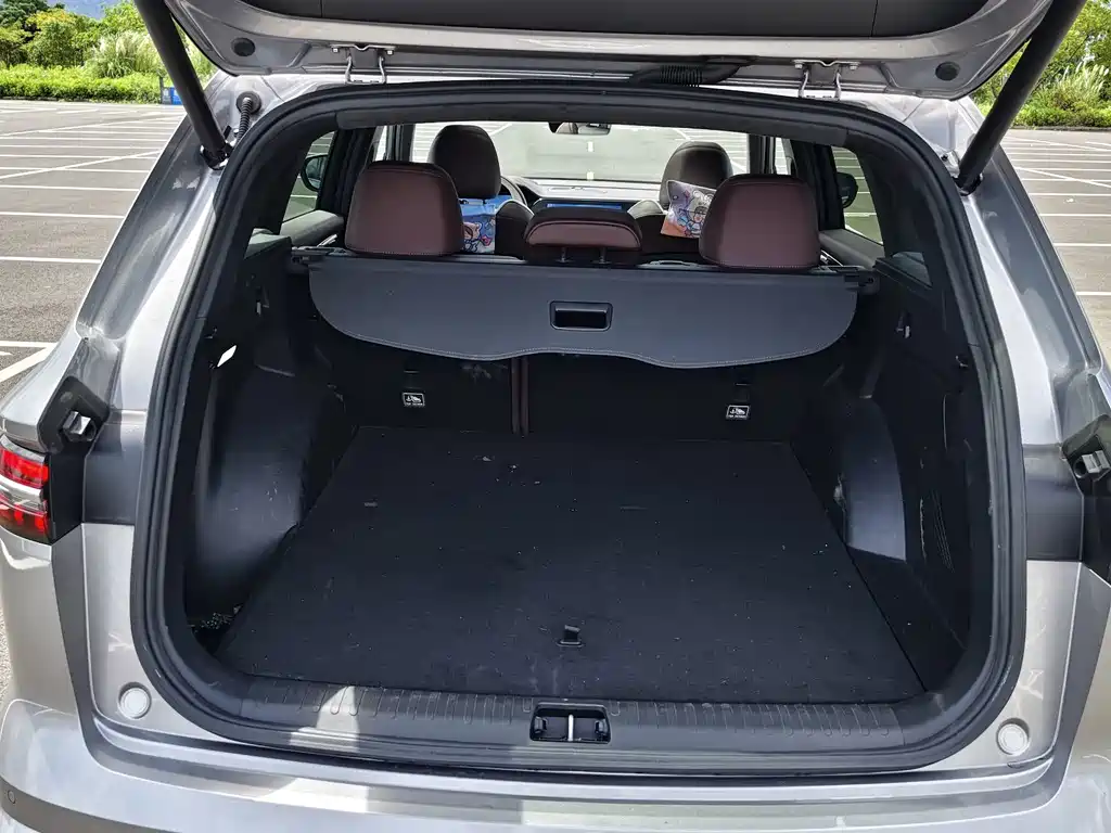 Geely Xingyue L — миниатюра 19