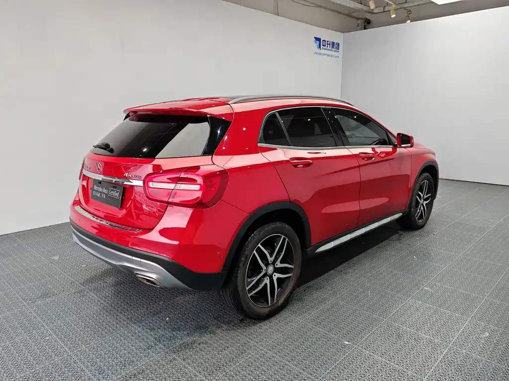 Mercedes-Benz GLA — миниатюра 6