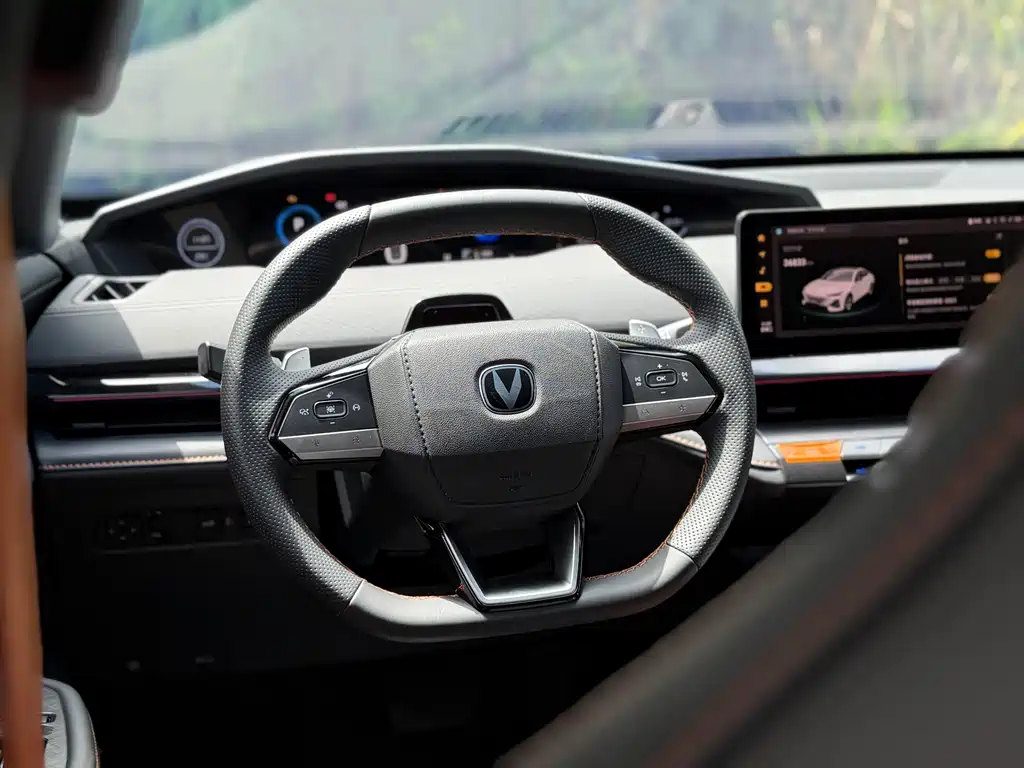 Changan UNI-V — миниатюра 22