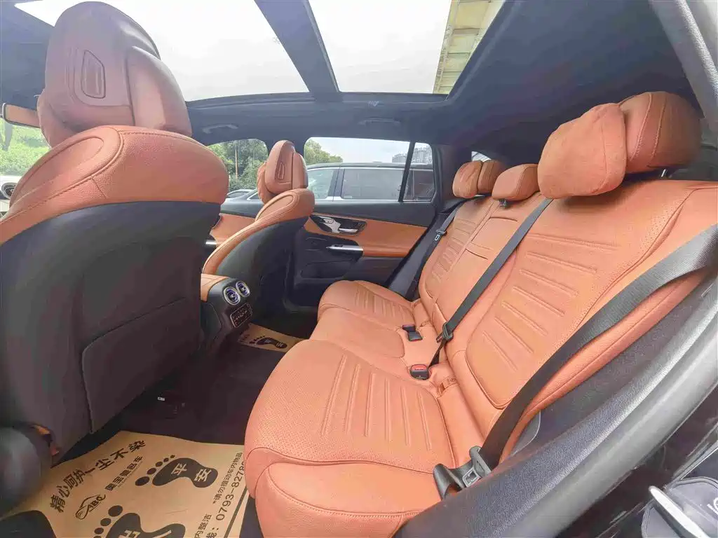 Mercedes-Benz GLC 2025 GLC 300 L 4MATIC 5 мест