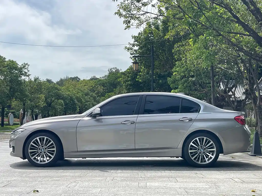 BMW 3 Series — миниатюра 22