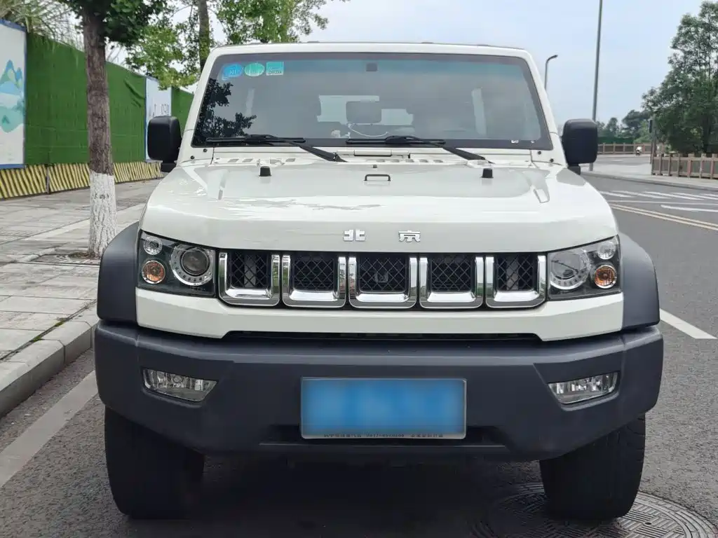 BAIC BJ40 2016 40L 2.3T AT Premium
