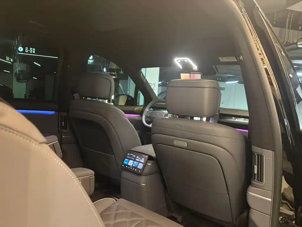 NIO ES8 — миниатюра 13