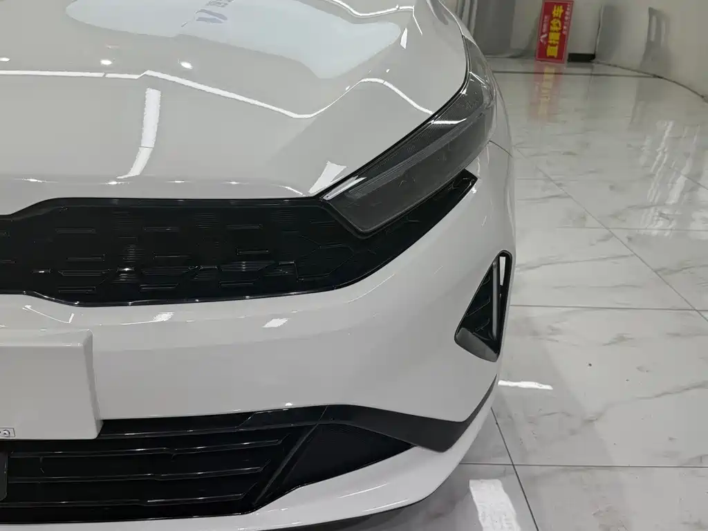 Kia K3 — миниатюра 9