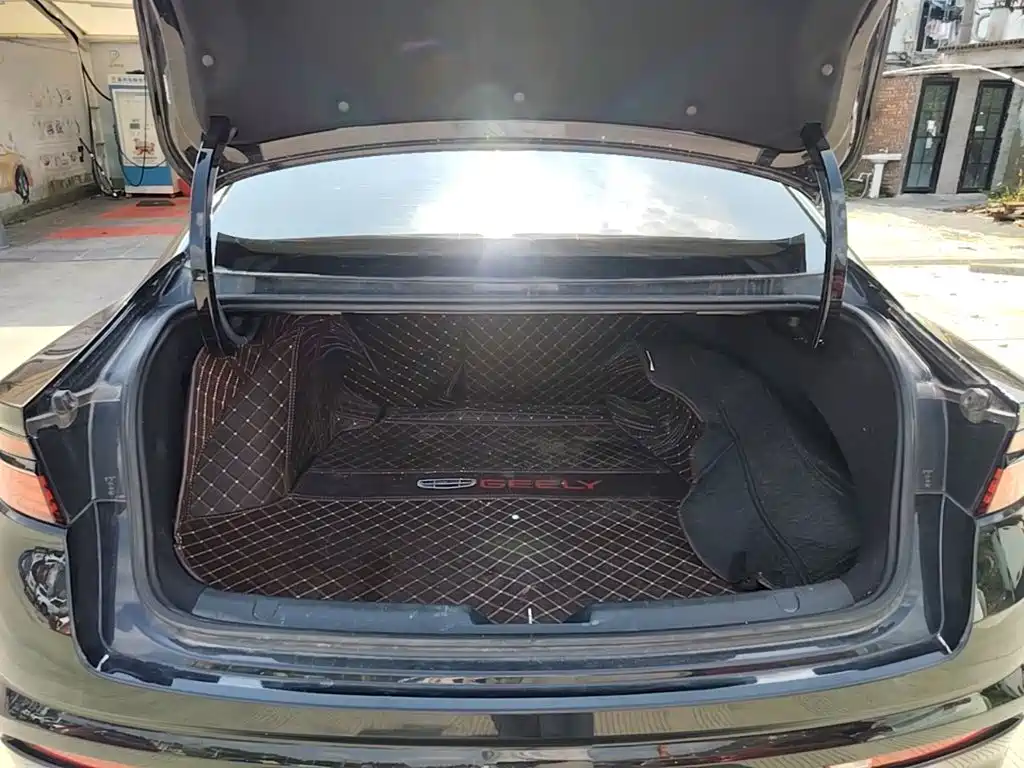 Geely Xingrui — миниатюра 19