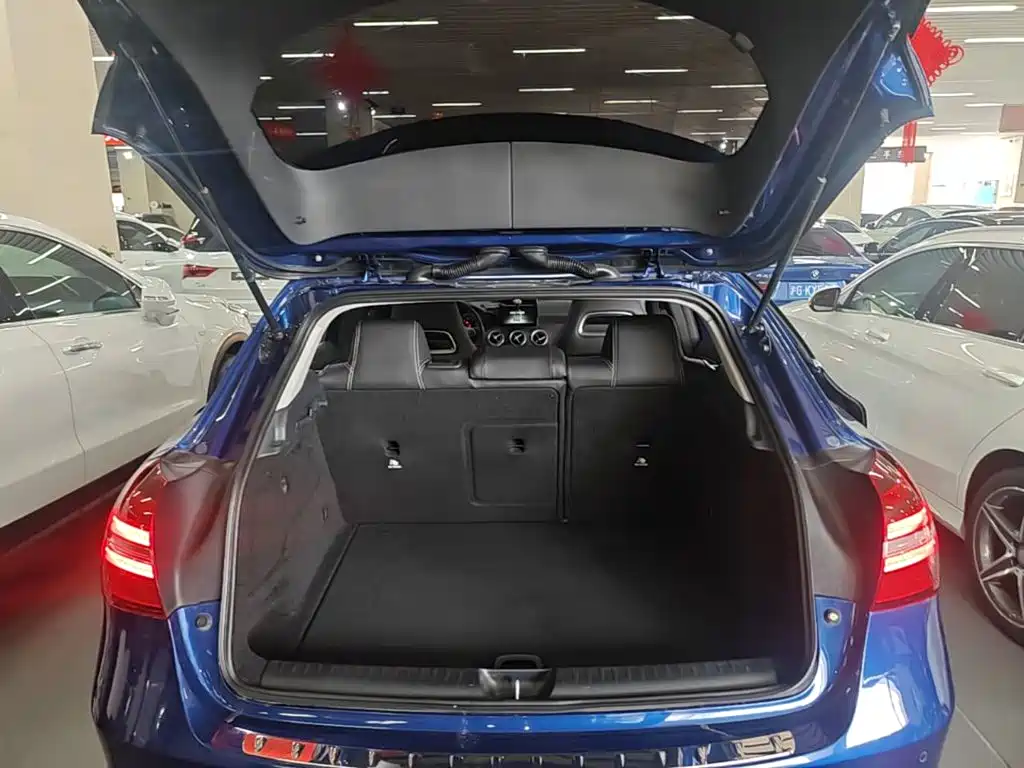 Mercedes-Benz GLA — миниатюра 19