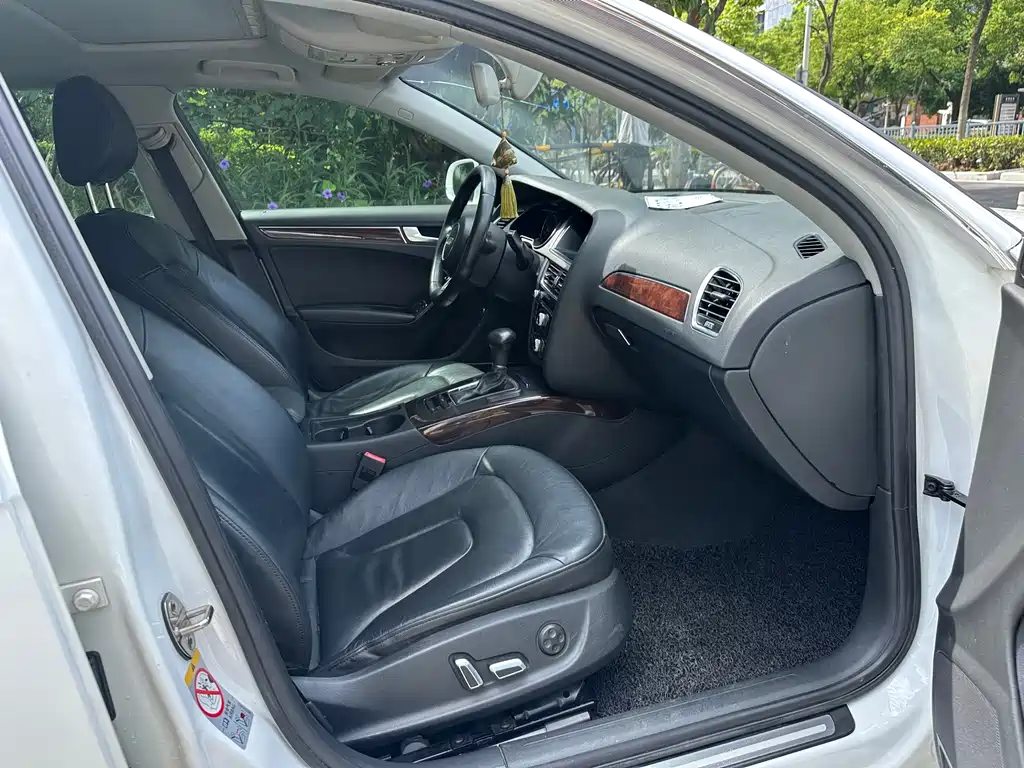 Audi A4L — миниатюра 12