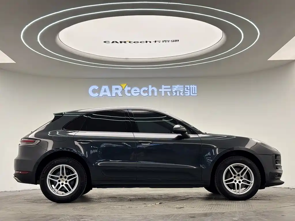 Porsche Macan — миниатюра 4