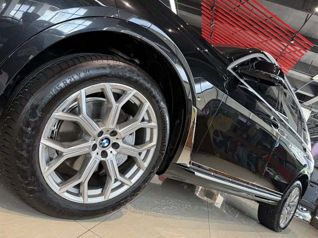 BMW X7 2023 xDrive40i Lead Luxury