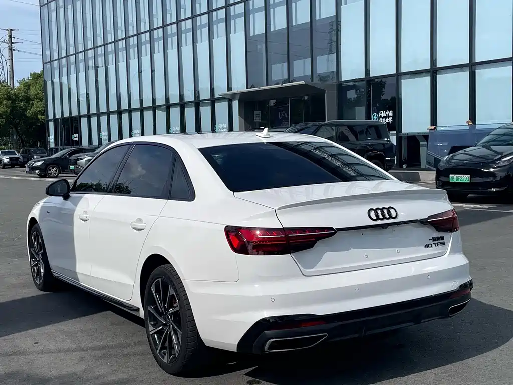 Audi A4L — миниатюра 14