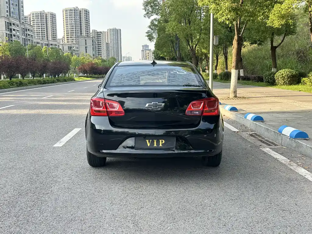 Chevrolet Cruze 2015 1.5L SL MT