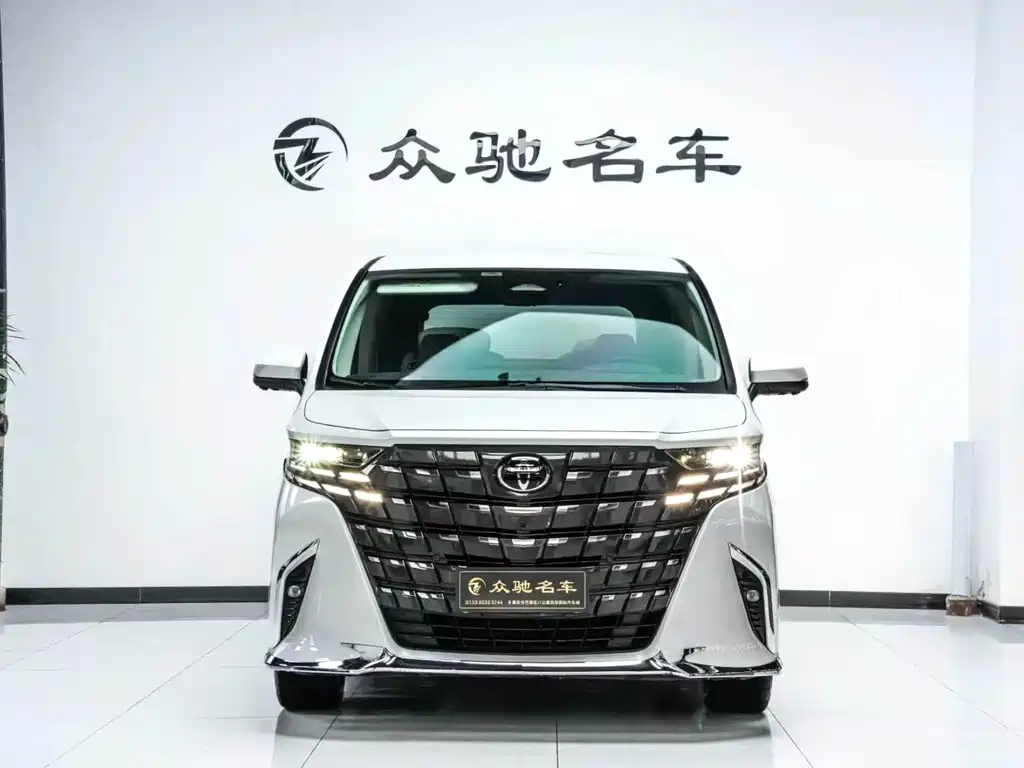 Toyota Alphard 2024 2.5L Luxury