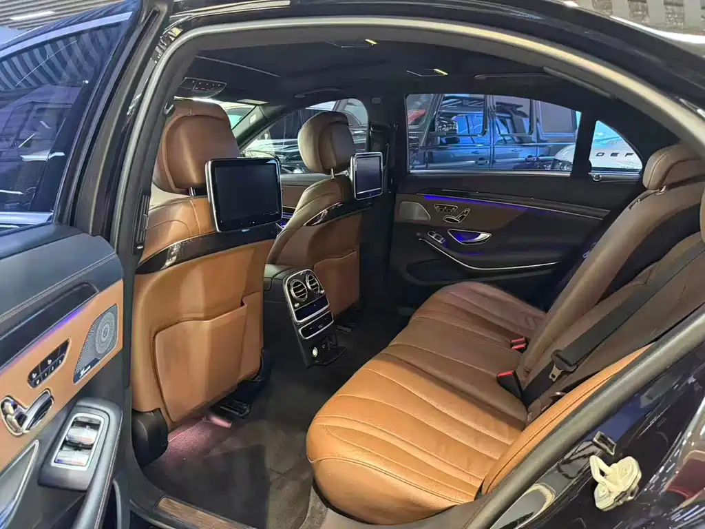 Mercedes-Benz S-Class — миниатюра 6