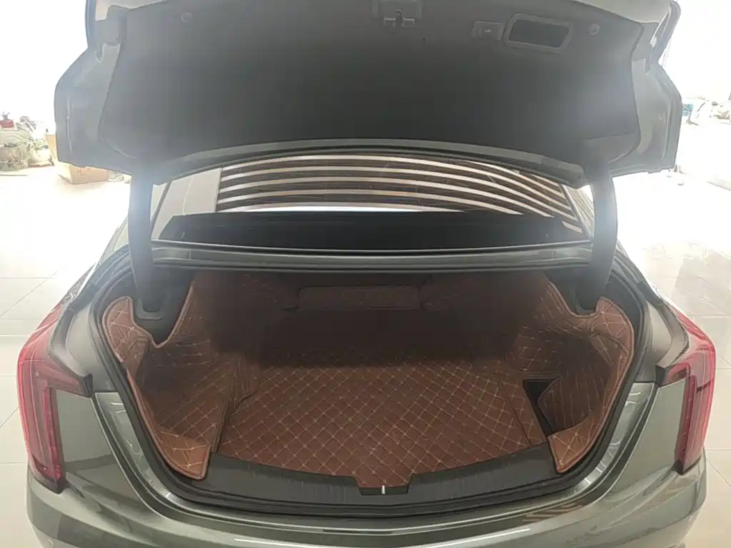 Cadillac CT5 — миниатюра 19