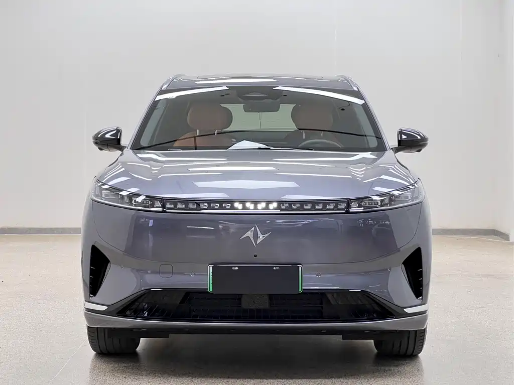 Dongfeng eπ008 2026 мест